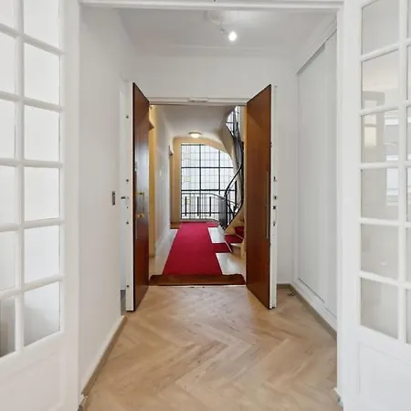 535 Mont - Superb In Apartment